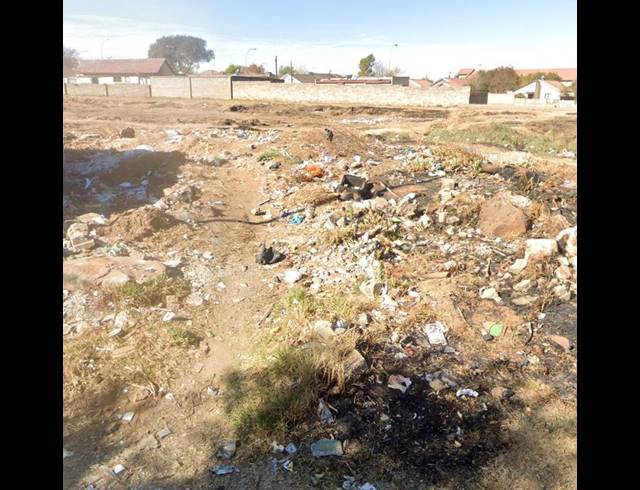 LAND FOR SALE IN LENASIA SOUTH